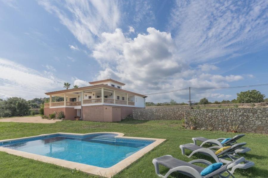 Holiday home Na Ferrera